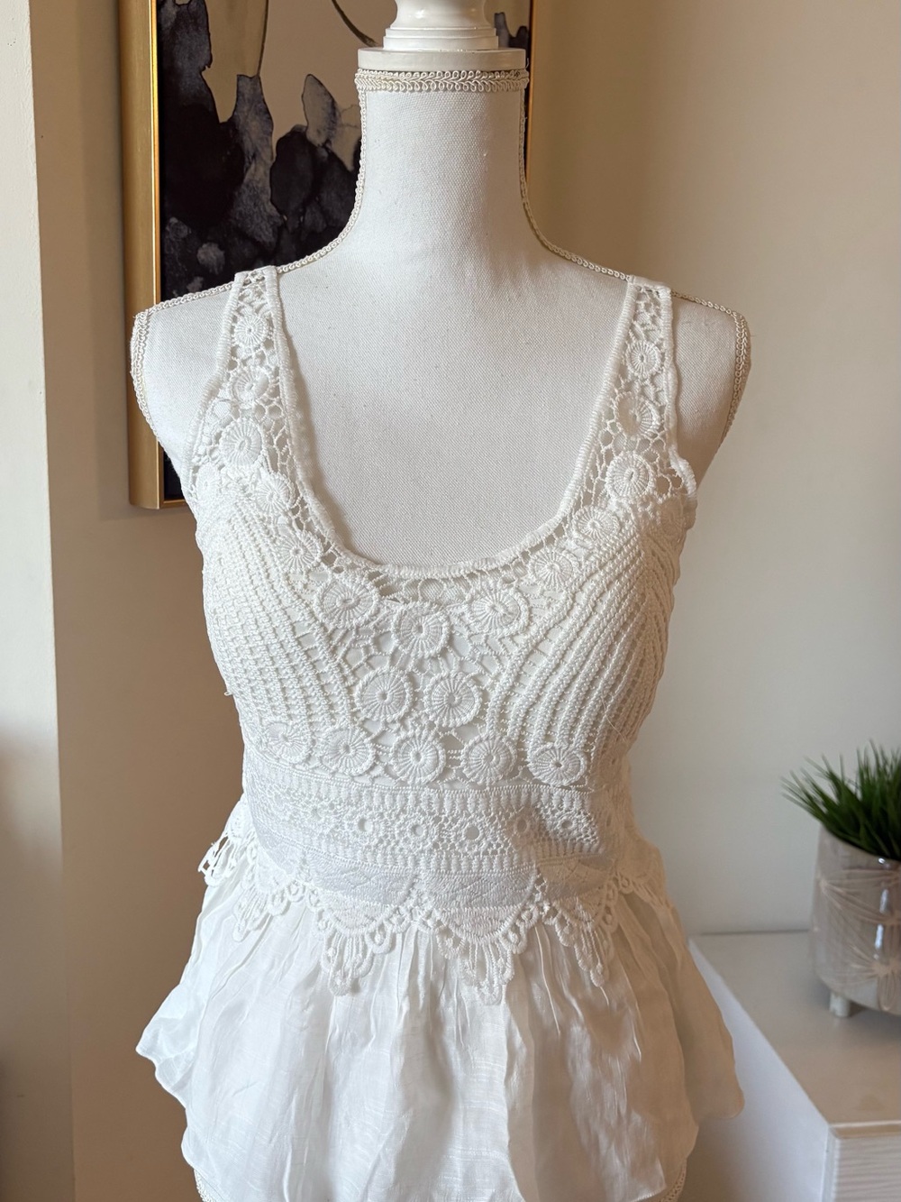Lace Crochet Tank Peplum - White